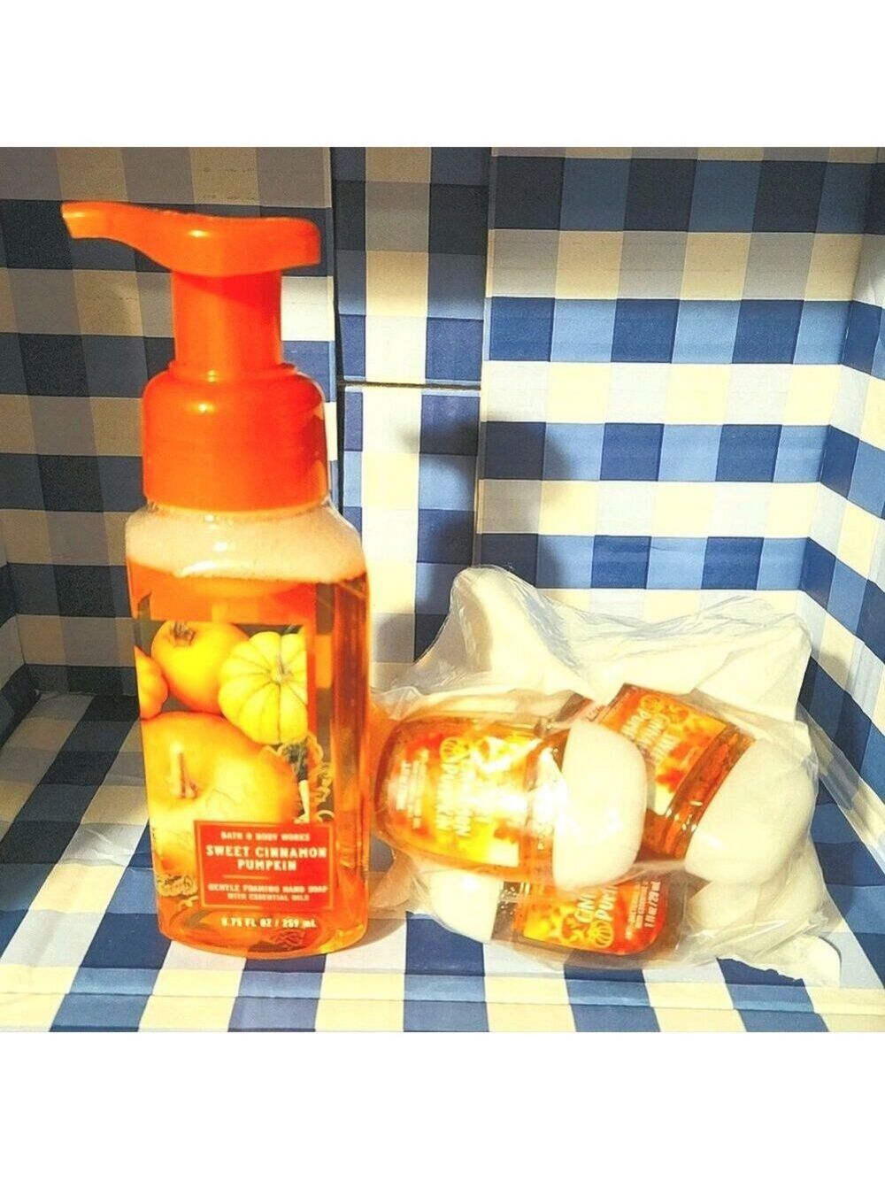 Bath & Body Works Sweet Cinnamon Pumpkin Hand Soap Sanitizers Set